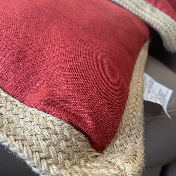 Pier 1 outdoor throw pillows - Picture 6 of 9